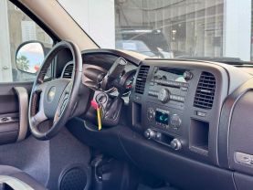 2009 CHEVROLET SILVERADO 1500 CREW CAB PICKUP V8, FLEX FUEL, 5.3 LITER LT PICKUP 4D 5 3/4 FT