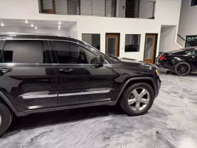 2011 JEEP GRAND CHEROKEE SUV V8, 5.7 LITER LAREDO SPORT UTILITY 4D