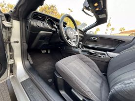 2019 FORD MUSTANG CONVERTIBLE 4-CYL, TURBO, ECOBOOST, 2.3 LITER ECOBOOST CONVERTIBLE 2D