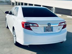 2013 TOYOTA CAMRY SEDAN 4-CYL, HYBRID, 2.5 LITER XLE HYBRID SEDAN 4D