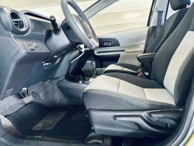 2012 TOYOTA PRIUS C HATCHBACK 4-CYL, HYBRID, 1.5 LITER ONE HATCHBACK 4D