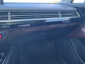 2019 Audi Q7 55 Tfsi Prestige Sport Utility 4d - Image 33