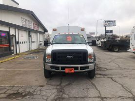 2008 FORD F550 SUPER DUTY REGULAR CAB & CHASSIS CAB CHASSIS V10, 6.8 LITER 141" W.B.  2D