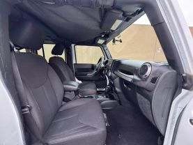 2017 JEEP WRANGLER UNLIMITED SUV V6, 3.6 LITER SPORT SUV 4D