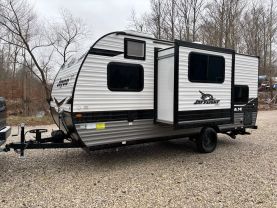 2024 JAYCO JAY FLIGHT RV - SLX at T&T Repairables - used car dealership in Spencer, Indiana.