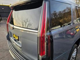 2015 CADILLAC ESCALADE SUV V8, FLEX FUEL, 6.2 LITER PLATINUM SPORT UTILITY 4D