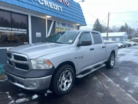2015 Ram 1500 Crew Cab - Image 4