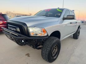 2017 RAM 1500 CREW CAB PICKUP V8, HEMI, 5.7 LITER EXPRESS PICKUP 4D 5 1/2 FT