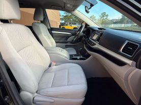 2014 TOYOTA HIGHLANDER SUV V6, 3.5 LITER LE PLUS SPORT UTILITY 4D