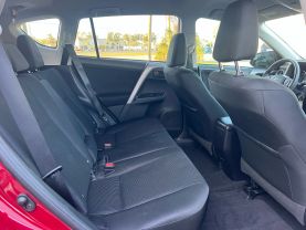2018 TOYOTA RAV4 SUV 4-CYL, 2.5 LITER LE SPORT UTILITY 4D