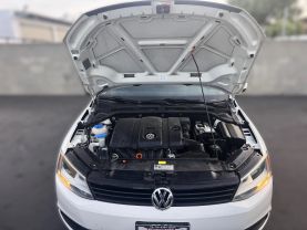 2012 VOLKSWAGEN JETTA SEDAN 5-CYL, PZEV, 2.5 LITER 2.5L SE SEDAN 4D