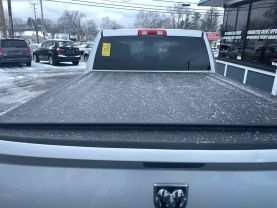 2015 Ram 1500 Crew Cab - Image 7