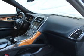 2017 Lincoln Mkx - Image 25
