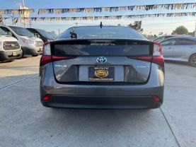 2020 TOYOTA PRIUS HATCHBACK 4-CYL, HYBRID, 1.8 LITER XLE HATCHBACK 4D