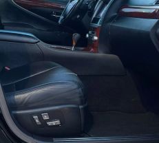 2010 LEXUS LS SEDAN V8, 4.6 LITER LS 460 SEDAN 4D