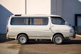 1999 TOYOTA HIACE VAN 1KZ-TE LIVING SALOON EX