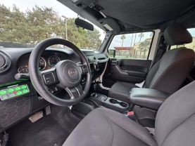 2017 JEEP WRANGLER UNLIMITED SUV V6, 3.6 LITER SPORT SUV 4D