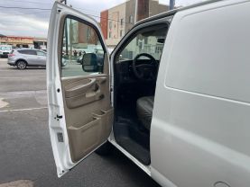 2010 CHEVROLET EXPRESS 1500 CARGO CARGO V6, 4.3 LITER VAN 3D