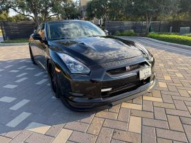 2009 NISSAN GT-R COUPE V6, TURBO, 3.8 LITER PREMIUM COUPE 2D