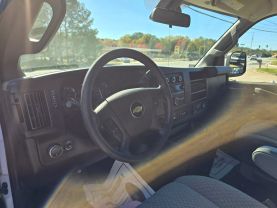2019 CHEVROLET EXPRESS 3500 PASSENGER PASSENGER V8, FLEX FUEL, 6.0 LITER LT EXTENDED VAN 3D