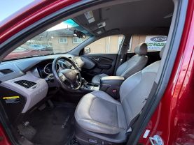 2015 HYUNDAI TUCSON SUV 4-CYL, PZEV, 2.4 LITER SE SPORT UTILITY 4D