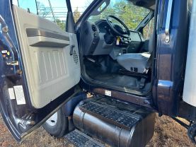 2011 FORD COMMERCIAL F-750 SUPER DUTY
