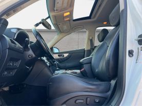 2015 INFINITI QX70