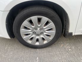 2014 CHRYSLER 200 SEDAN 4-CYL, PZEV, 2.4 LITER LX SEDAN 4D