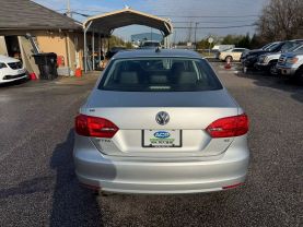 2014 VOLKSWAGEN JETTA SEDAN 4-CYL, PZEV, 1.8T 1.8T SE SEDAN 4D