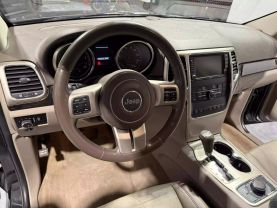 2011 JEEP GRAND CHEROKEE SUV V8, 5.7 LITER LAREDO SPORT UTILITY 4D