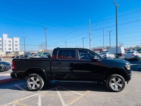 2021 RAM 1500 CREW CAB PICKUP V8, HEMI, 5.7 LITER LARAMIE PICKUP 4D 5 1/2 FT