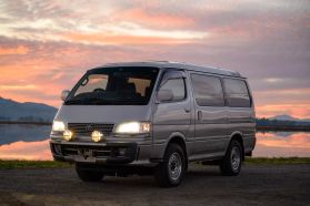 1999 TOYOTA HIACE VAN 1KZ-TE LIVING SALOON EX