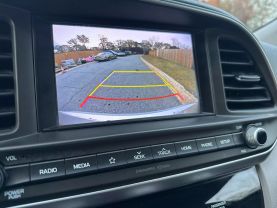2019 Hyundai Elantra - Image 17