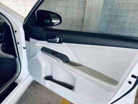 2013 TOYOTA CAMRY SEDAN 4-CYL, HYBRID, 2.5 LITER XLE HYBRID SEDAN 4D