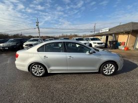 2014 VOLKSWAGEN JETTA SEDAN 4-CYL, PZEV, 1.8T 1.8T SE SEDAN 4D