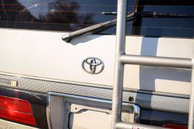 1999 TOYOTA HIACE VAN 1KZ-TE LIVING SALOON EX