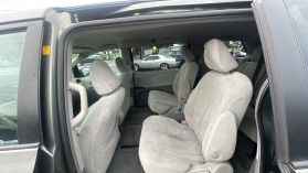 2011 TOYOTA SIENNA