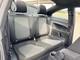 2018 VOLKSWAGEN BEETLE HATCHBACK 4-CYL, TURBO, 2.0 LITER 2.0T COAST HATCHBACK 2D