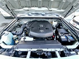2007 TOYOTA FJ CRUISER SUV V6, 4.0 LITER SPORT UTILITY 2D