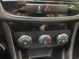 2014 CHRYSLER 200 SEDAN 4-CYL, PZEV, 2.4 LITER LX SEDAN 4D