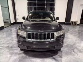 2011 JEEP GRAND CHEROKEE SUV V8, 5.7 LITER LAREDO SPORT UTILITY 4D