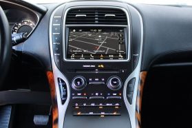 2017 Lincoln Mkx - Image 7