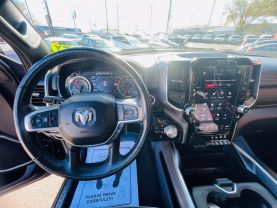 2021 RAM 1500 CREW CAB PICKUP V8, HEMI, 5.7 LITER LARAMIE PICKUP 4D 5 1/2 FT