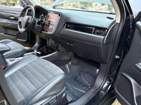 2019 MITSUBISHI OUTLANDER SUV 4-CYL, 2.4 LITER SE SPORT UTILITY 4D