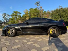 2009 NISSAN GT-R COUPE V6, TURBO, 3.8 LITER PREMIUM COUPE 2D