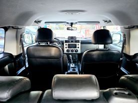 2007 TOYOTA FJ CRUISER SUV V6, 4.0 LITER SPORT UTILITY 2D