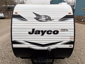 2024 JAYCO JAY FLIGHT RV - SLX at T&T Repairables - used car dealership in Spencer, Indiana.