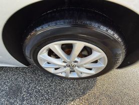 2014 VOLKSWAGEN JETTA SEDAN 4-CYL, PZEV, 1.8T 1.8T SE SEDAN 4D