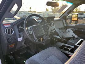 2015 FORD F550 SUPER DUTY REGULAR CAB & CHASSIS CAB_CHASSIS V8, TURBO DSL, 6.7L 165" W.B. 2D