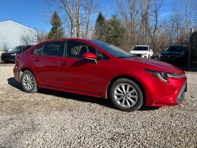 2021 TOYOTA COROLLA SEDAN 4-CYL, 1.8 LITER LE SEDAN 4D at T&T Repairables - used car dealership in Spencer, Indiana.